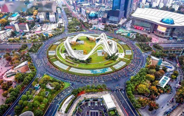 武汉市发展和改革委员会党组书记、主任王洋:以能级跃升挺起发展脊梁 奋力谱写现代化大武汉新篇章