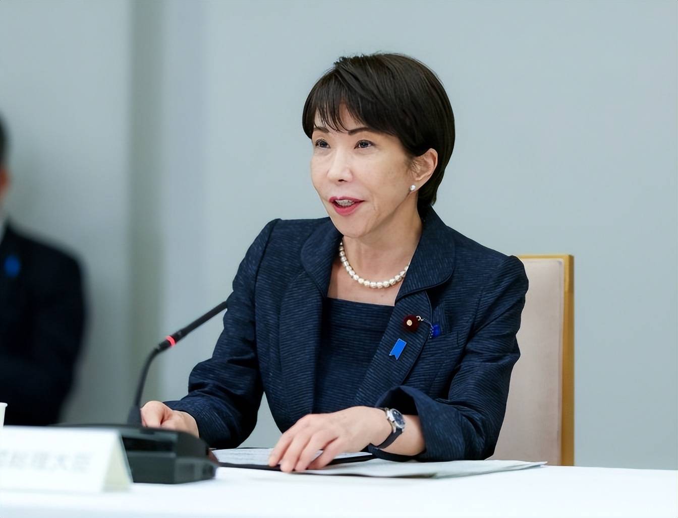 特朗普访华后对日本态度冷淡，日本外相急着见鲁比奥，非要讨个承诺！