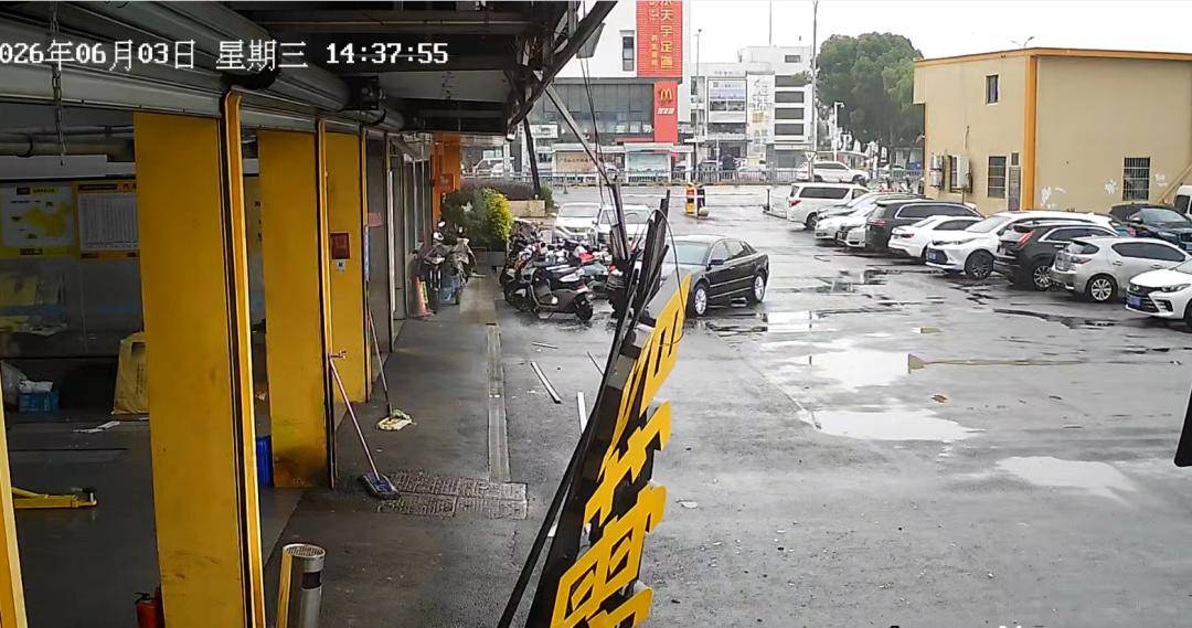 苏州甪直镇有工厂发生爆炸,当地:火势已控制,2人受伤